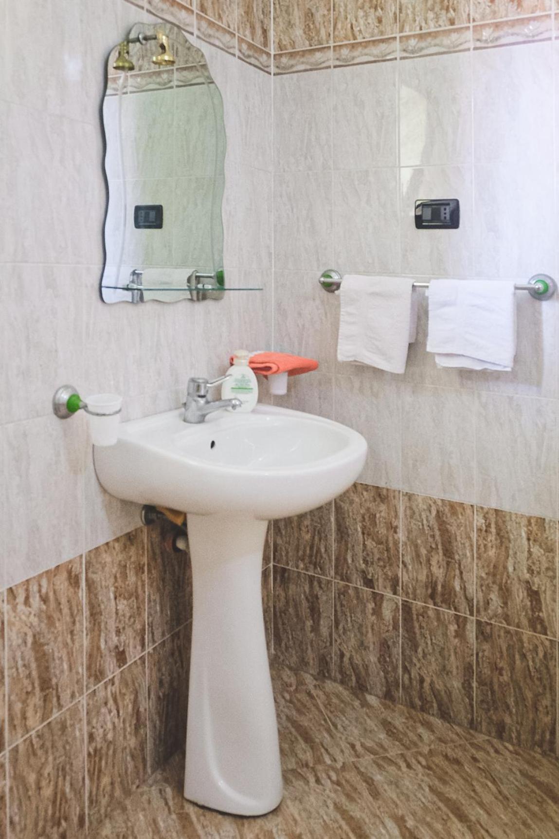 Apartments Mehmeti Vlore Room photo